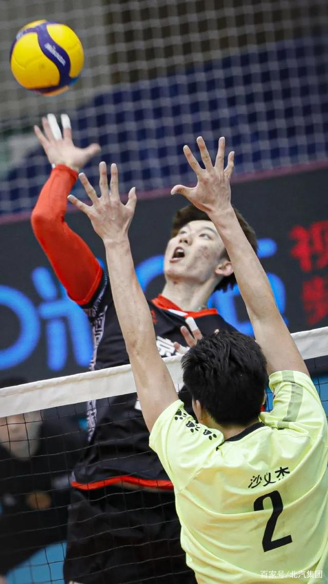 TSM险胜DRX，Uzi团战一打五鏖战多局入围赛，强势挺进下一轮