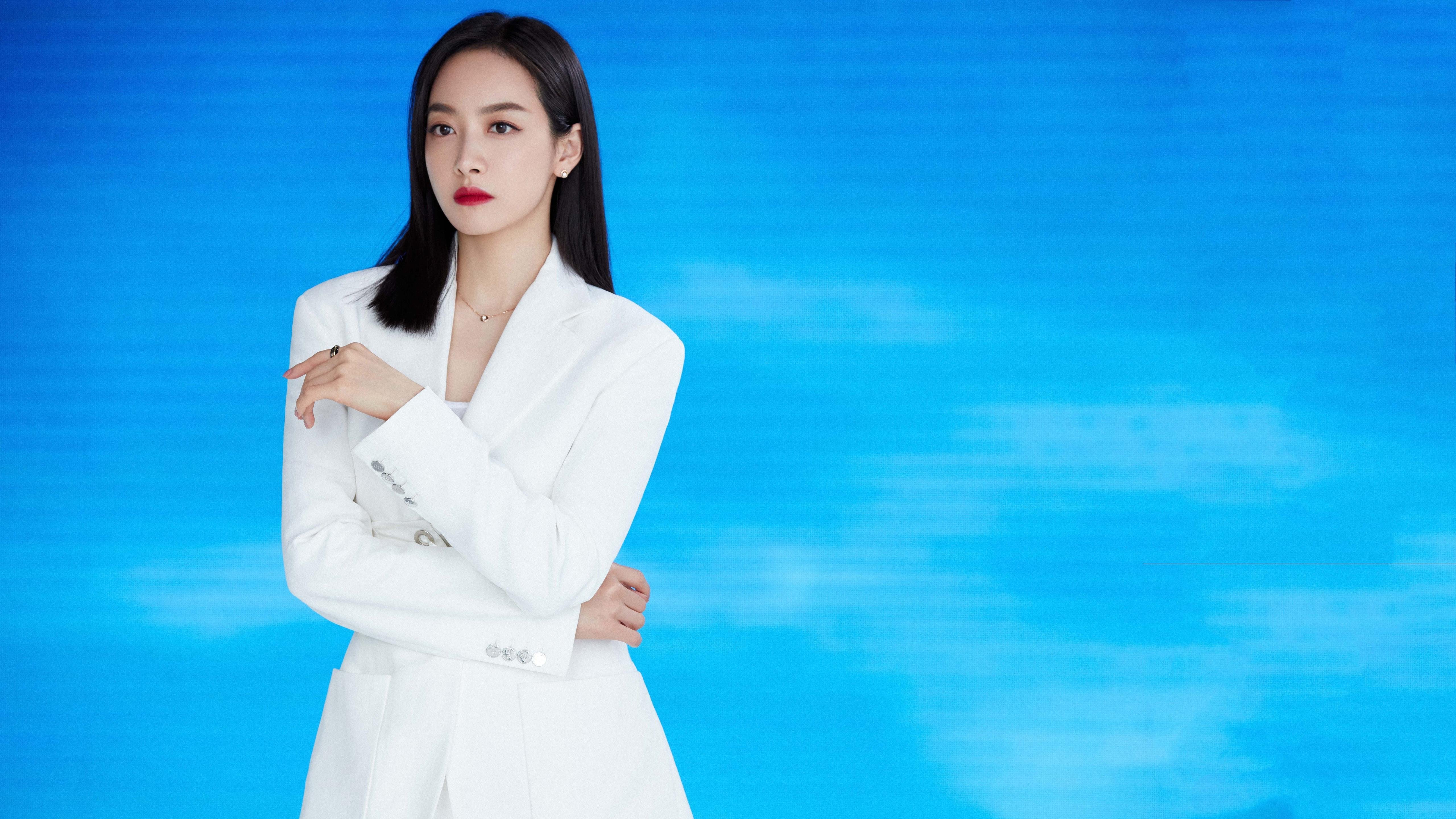 锡安化身禁区推土机狂轰30+12!吉林队爆冷力克76人背后,暴力美学下的战术博弈